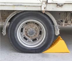 JBM 53561 - CALZO DE PLÁSTICO PARA BLOQUEAR RUEDAS